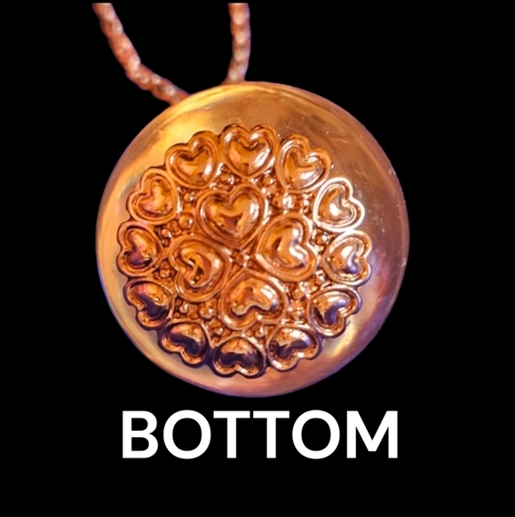 💀🔮Betsey Marcasite Colored Stone Skull inside Crystal Ball Globe - NWOT🔮💀 - Picture 6 of 13